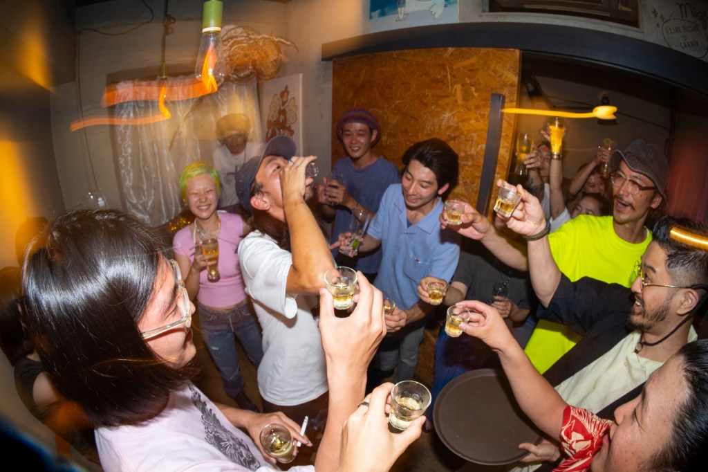 Group Art Exhibition “M∞N” OPENING&nbsp;PARTY