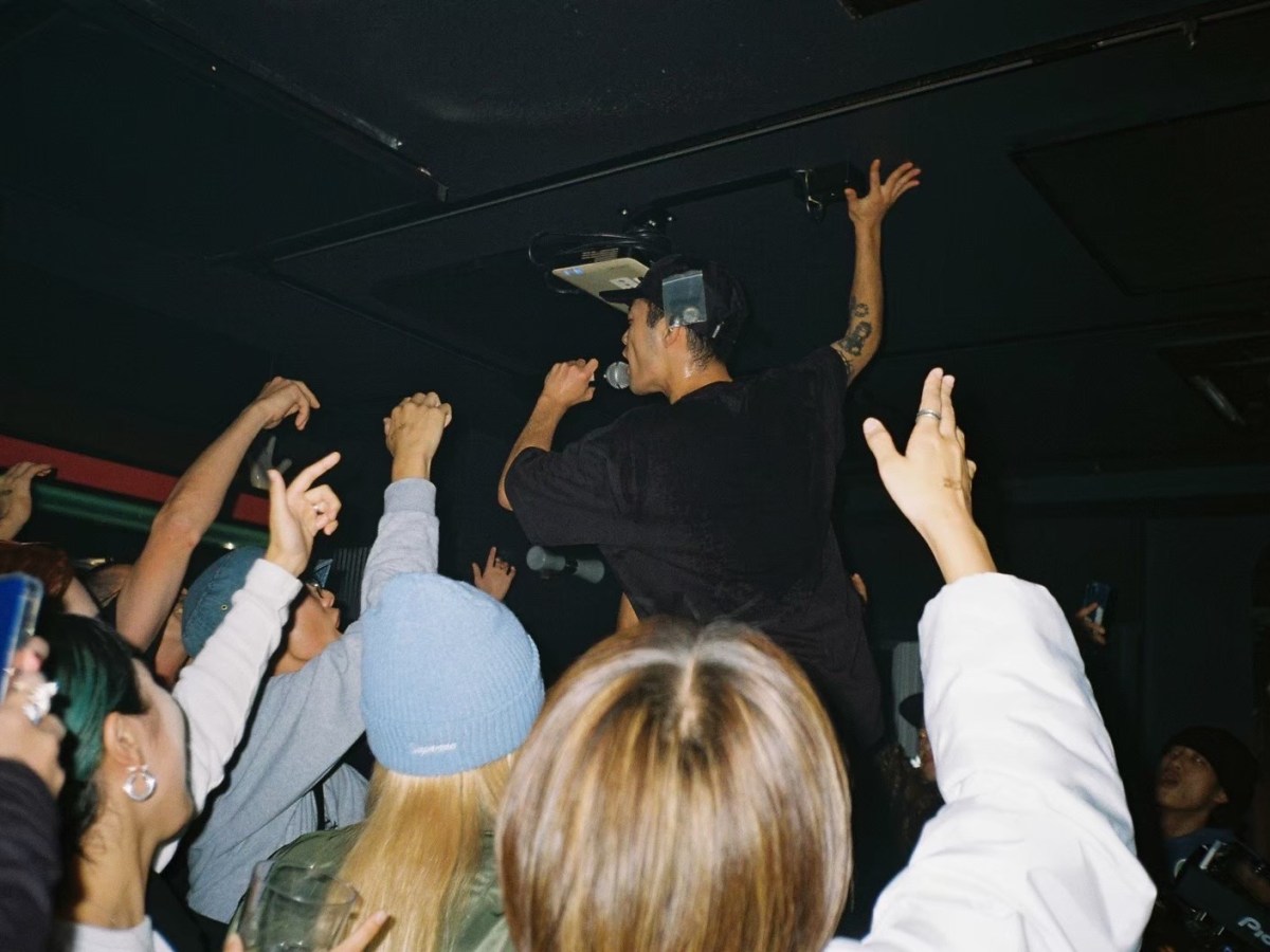 M∞N at Music Bar&nbsp;Lion